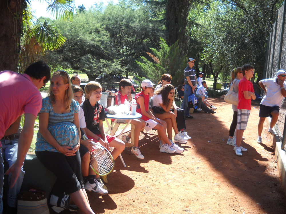 Encuentro de minitenis en el Círculo Italiano de Córdoba